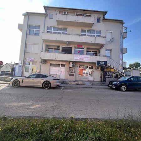 Apartman Renata Zaprešić Eksteriør bilde